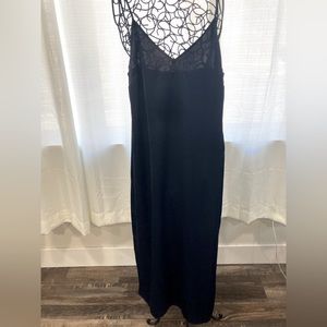 Woman’s navy blue slip dress, M